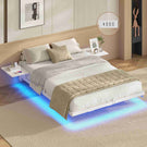 Lit double AOGLLATI 140 x 200 équipé de 2 tablettes de chevet d'un sommier métallique de plusieurs prises électriques et d'un éclairage LED